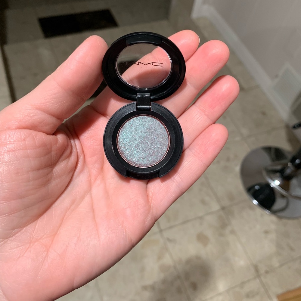 Eyeshadow